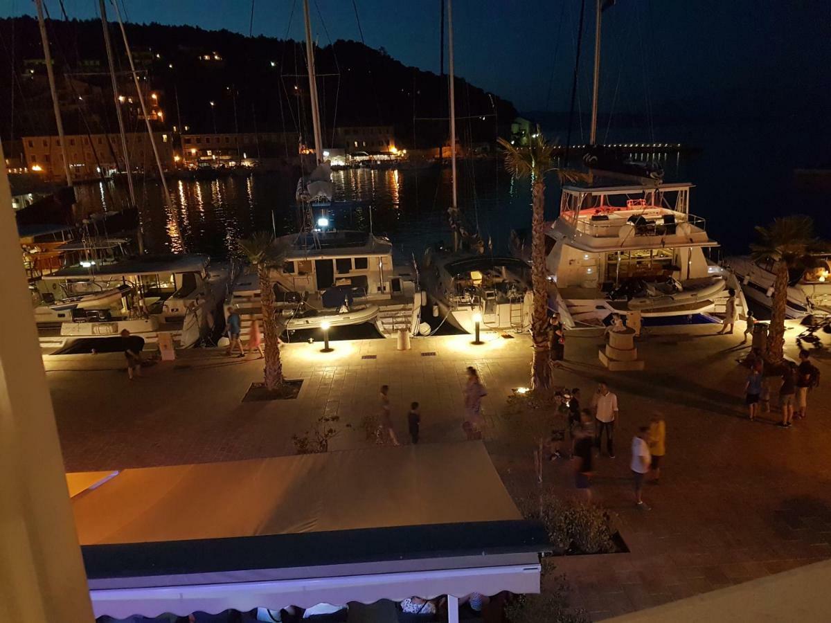 Villa Riva イェルサ エクステリア 写真